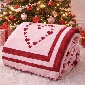 Victoria's Secret Cozy-Fleece Blanket Pink With Red Hearts NWT
